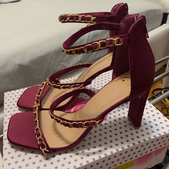 Burgundy Heels - Picture 3 of 8
